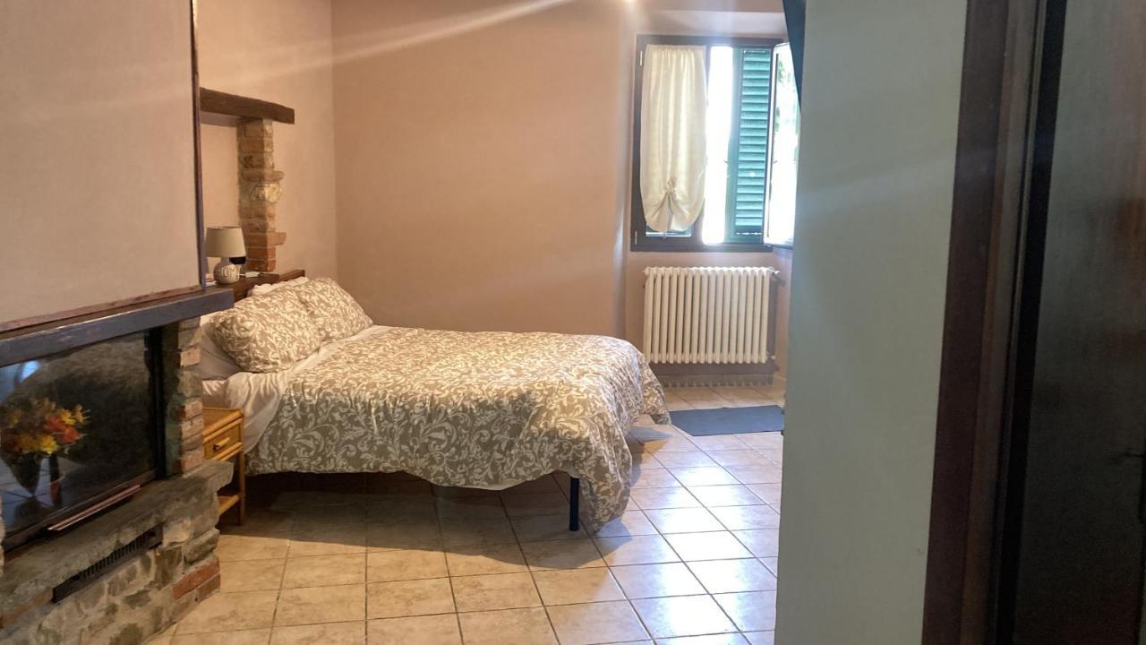 Da Valentino E Manuela Apartment Барберино ди Мугело Екстериор снимка